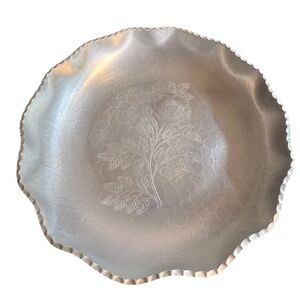 Designed Aluminum 8.5" Round Hand Wrought Hammered Aluminum Bowl Pre-owned